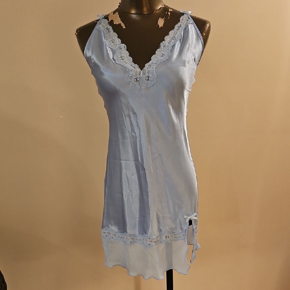 La Vie En Rose Light Blue Satin Chemise